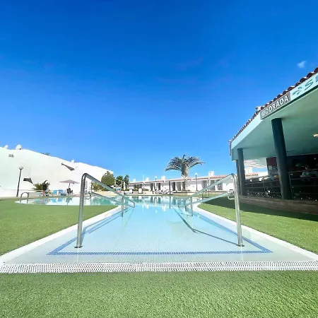 One Bedroom,beach, Sun, Wifi Pool In Tenerife South Costa Adeje (Tenerife)
