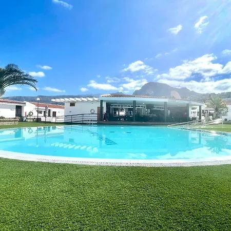 One Bedroom,beach, Sun, Wifi Pool In Tenerife South Apartamento