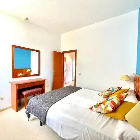 One Bedroom,beach, Sun, Wifi Pool In Tenerife South Lägenhet *
