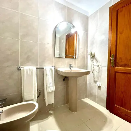 Apartamento One Bedroom,beach, Sun, Wifi Pool In Tenerife South *